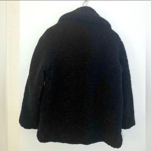 Lou & Grey Oversized Double Breasted Teddy Coat in Black Sherpa - Picture 3 of 5